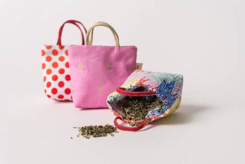 Crochet Kitty Refillable Catnip Purr-se